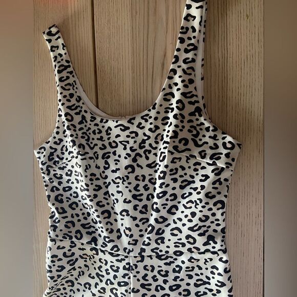 Egreis White Leopard Print Jumpsuit Womens M NWT - Picture 2 of 5